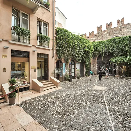 La Corte di Giulietta-2